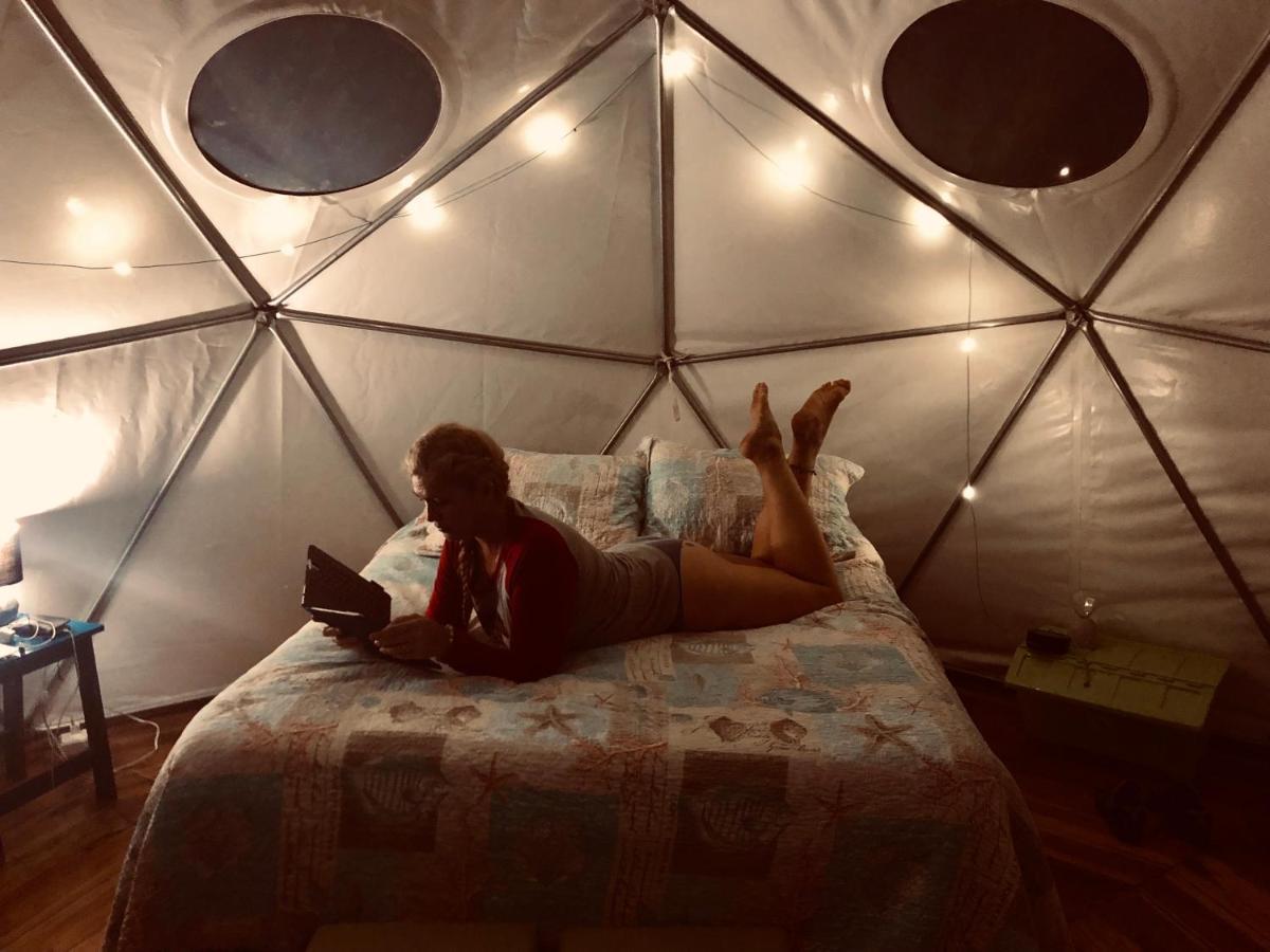 מלון מנסניו Faith Glamping Dome Costa Rica מראה חיצוני תמונה