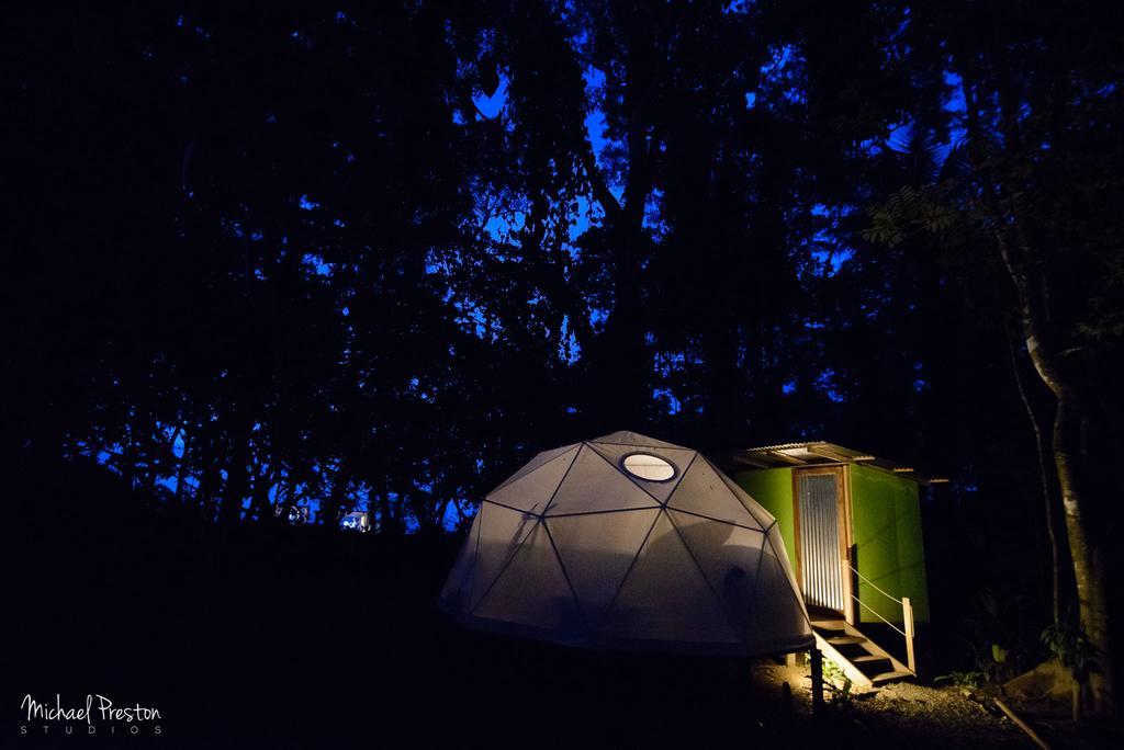 מלון מנסניו Faith Glamping Dome Costa Rica מראה חיצוני תמונה